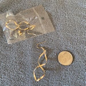 Gold dangly earrings